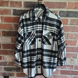 Dex Plaid Button-Up Shacket — Women’s Small